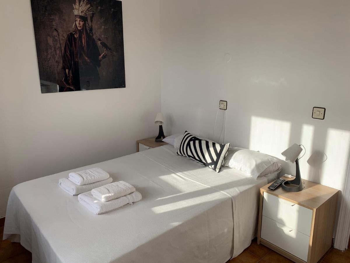 Hotel Y Restaurante Puerta De Aranda Aranda de Duero Eksteriør bilde