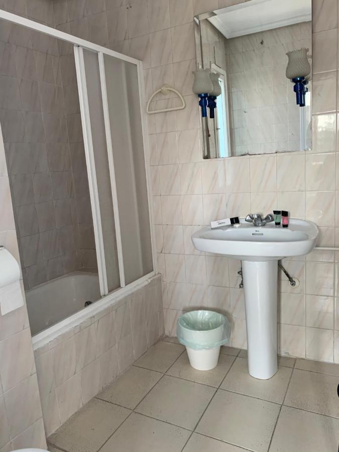 Hotel Y Restaurante Puerta De Aranda Aranda de Duero Eksteriør bilde